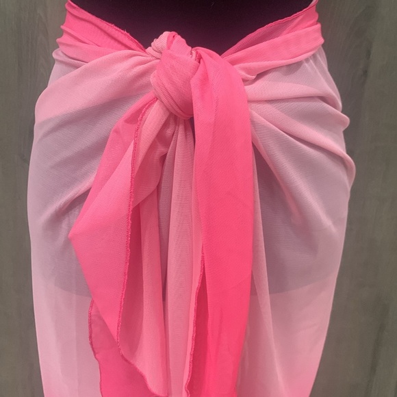 La Palapa Hot Pink Fading Sheer Shawl Or Beach Wrap Cover up One Size - Picture 2 of 7